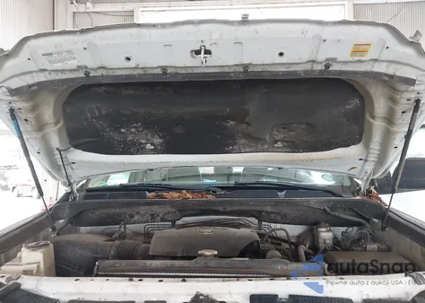 2017 Toyota Tundra Sr5 5.7L V8 из США, поврежденный, VIN 5TFDW5F10HX616006